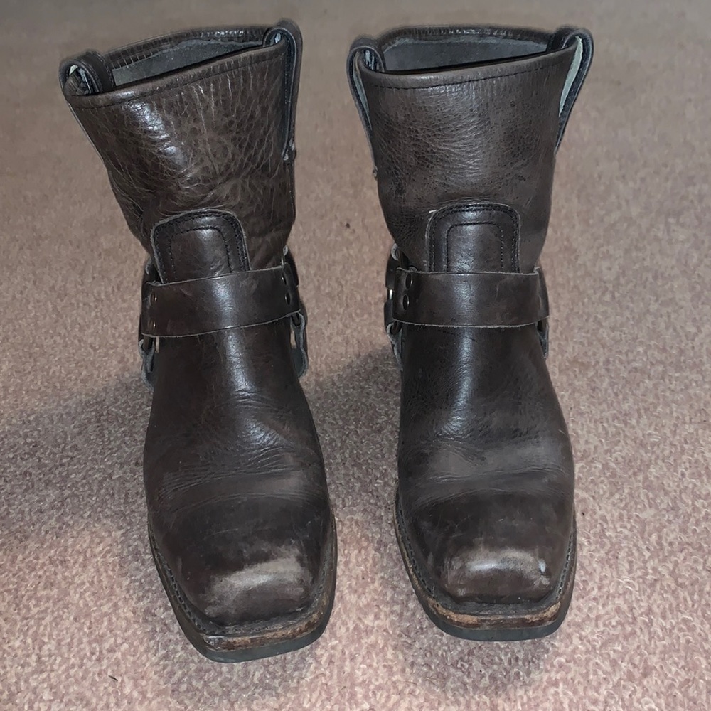 Frye Size 9 Harness